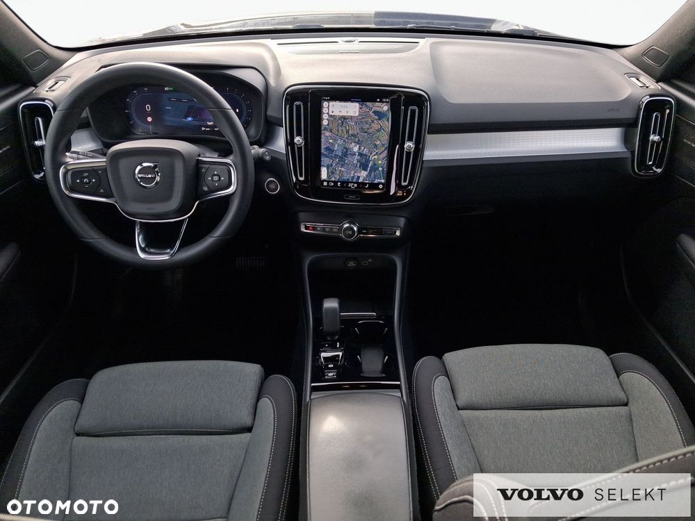 Volvo XC 40 - 24