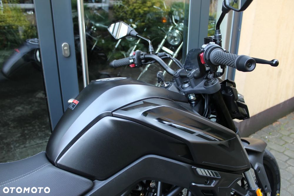 VOGE R125 - 14
