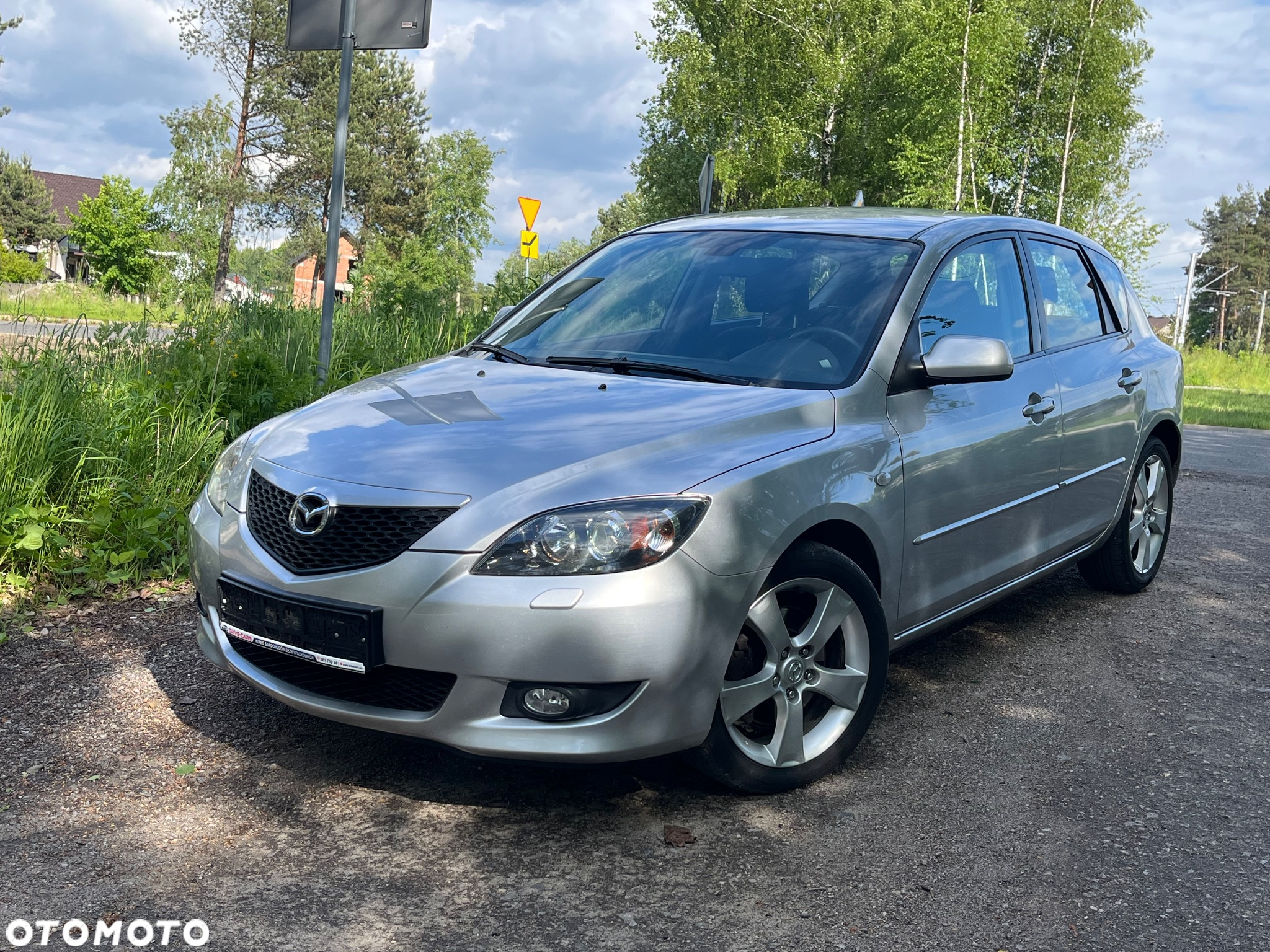 Mazda 3 2.0 Active + - 16