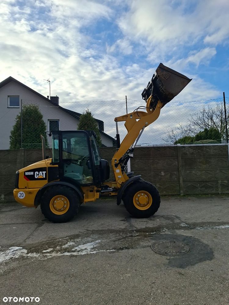 Caterpillar CAT 906 M - 14