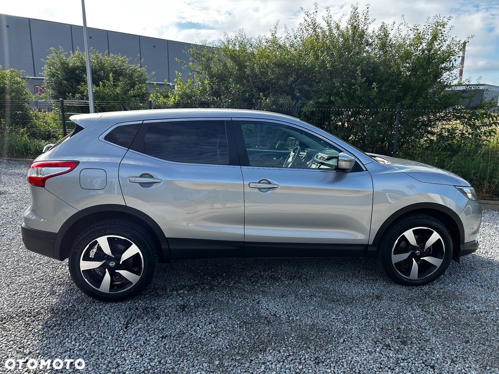 Nissan Qashqai 1.6 DIG-T N-Connecta - 11