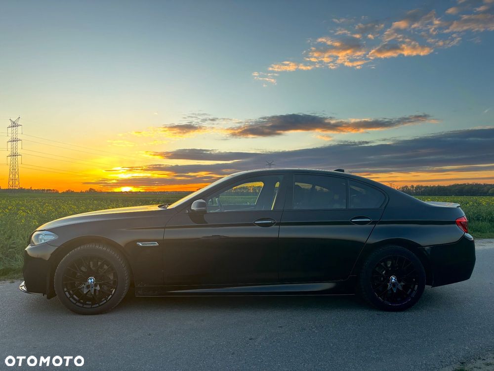 BMW Seria 5 528i - 6