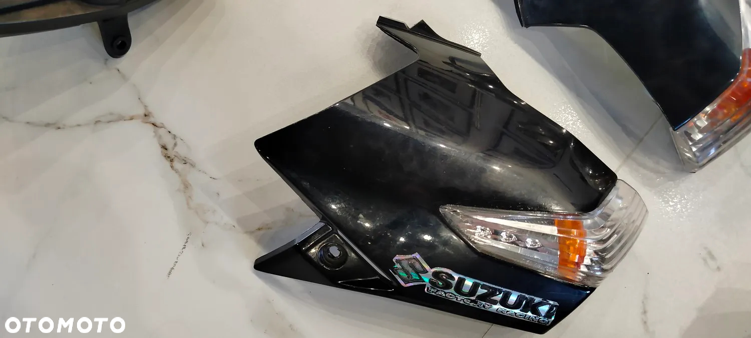 SUZUKI GSR 600 BOCZEK OWIEWKA KIERUNKOWSKAZ CHŁODNICA LICZNIK BŁOTNIK - 6
