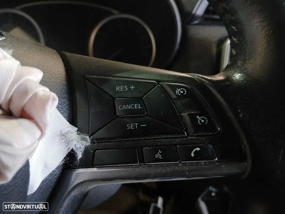 Volante de direção NISSAN Micra V (K14) - 3