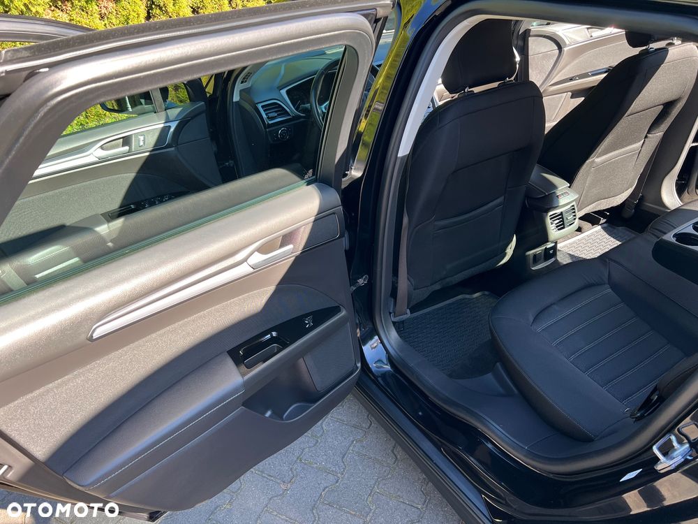 Ford Mondeo - 13