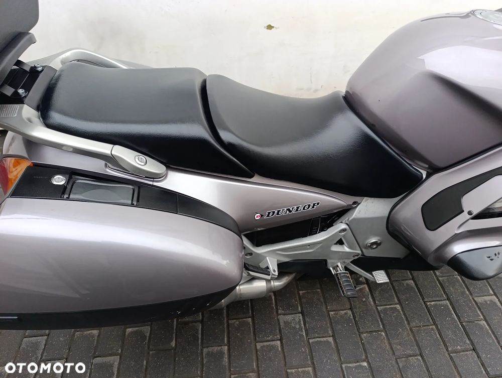 Honda ST - 25