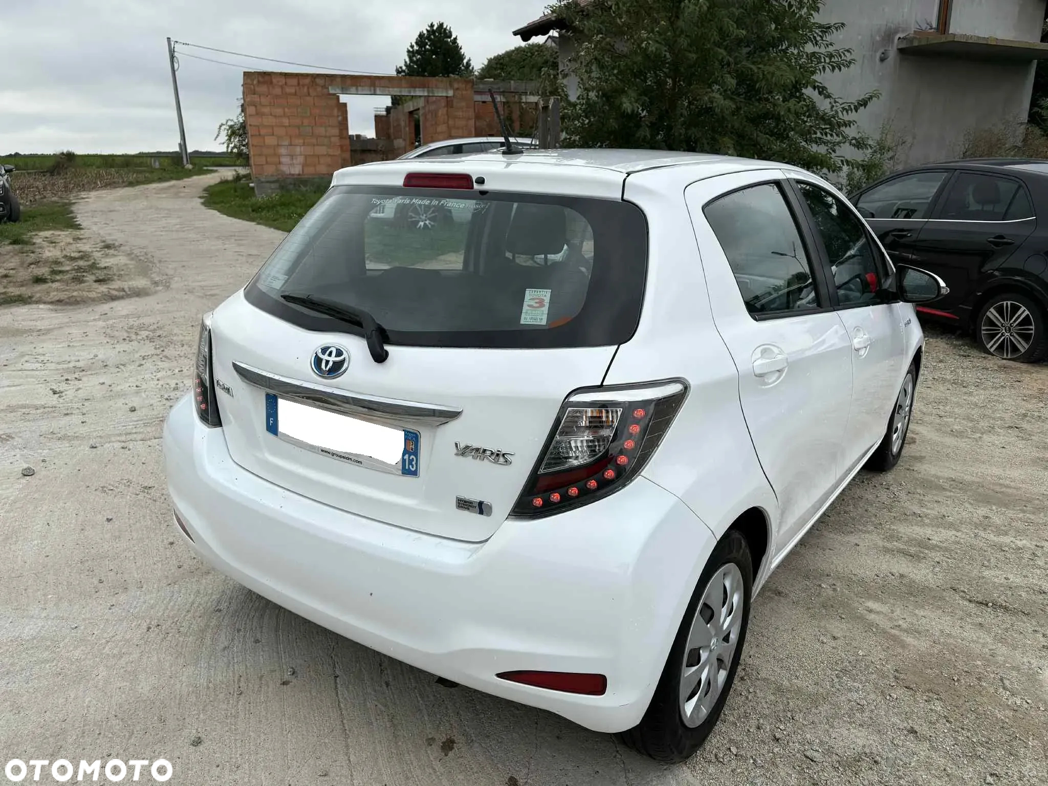 Toyota Yaris Hybrid 1.5 VVT-i - 33