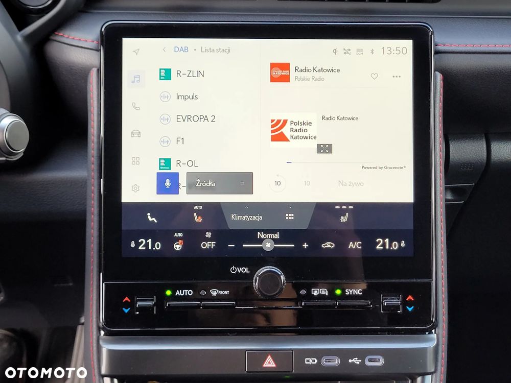 Lexus LBX 1.5 Hybrid Emotion - 21