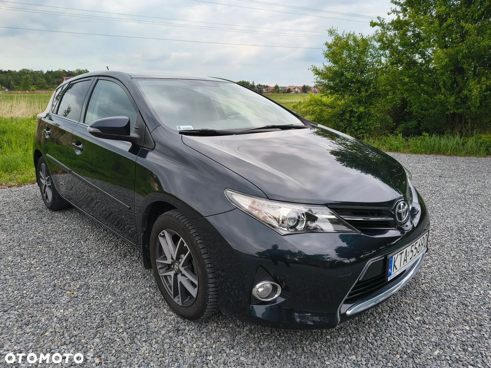 Toyota Auris 1.6 Premium - 8