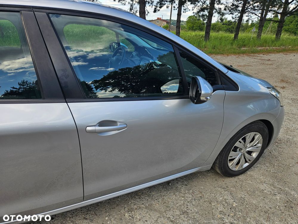 Peugeot 208 1.4 VTi Active - 5