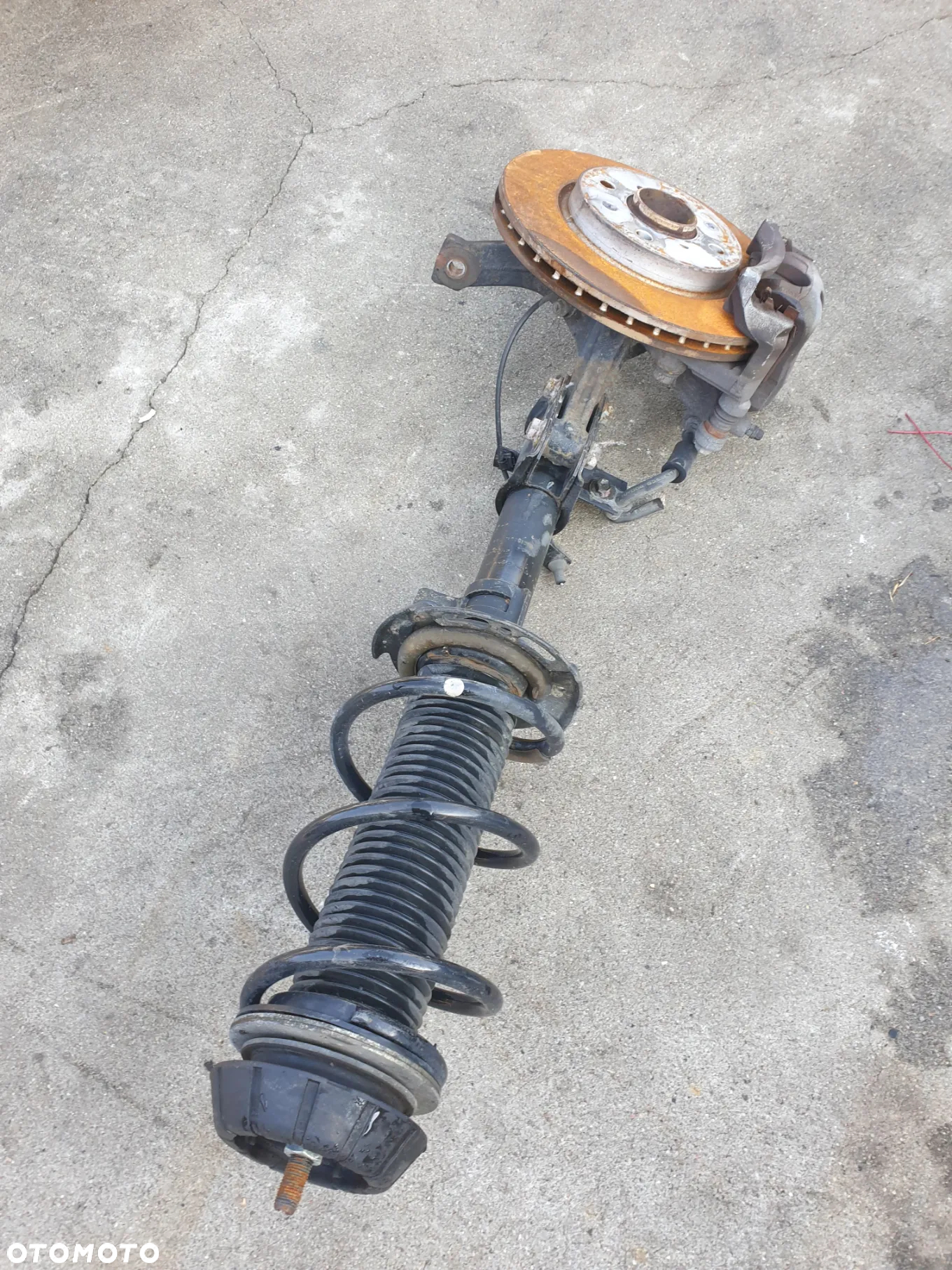 Mcperson Zwrotnica Lewy Suzuki Swift MK7 41602-68L00 stan bdb - 2