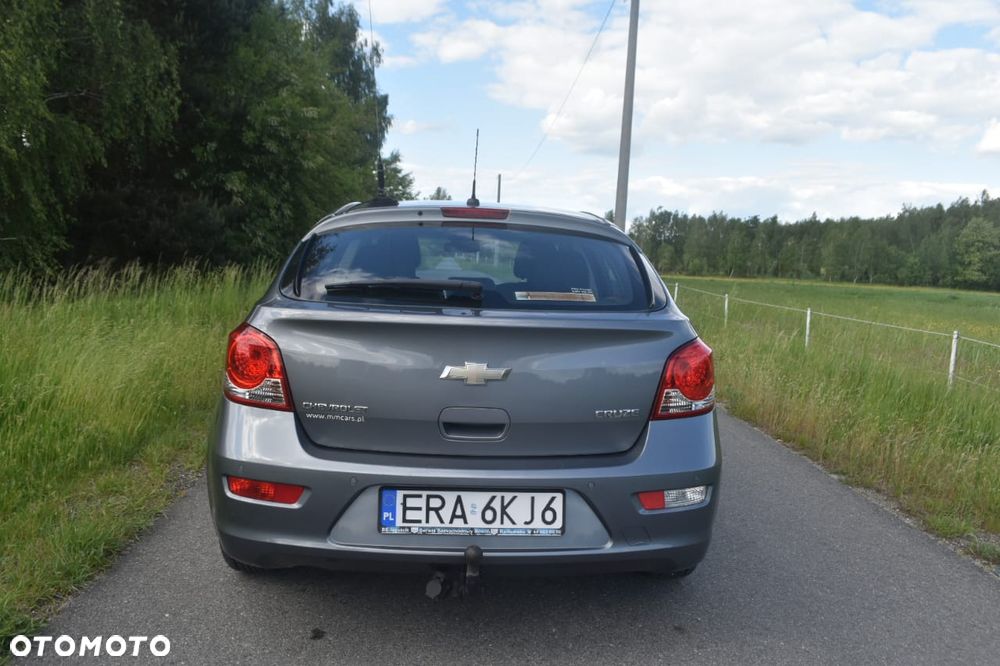 Chevrolet Cruze 1.8 LT - 4
