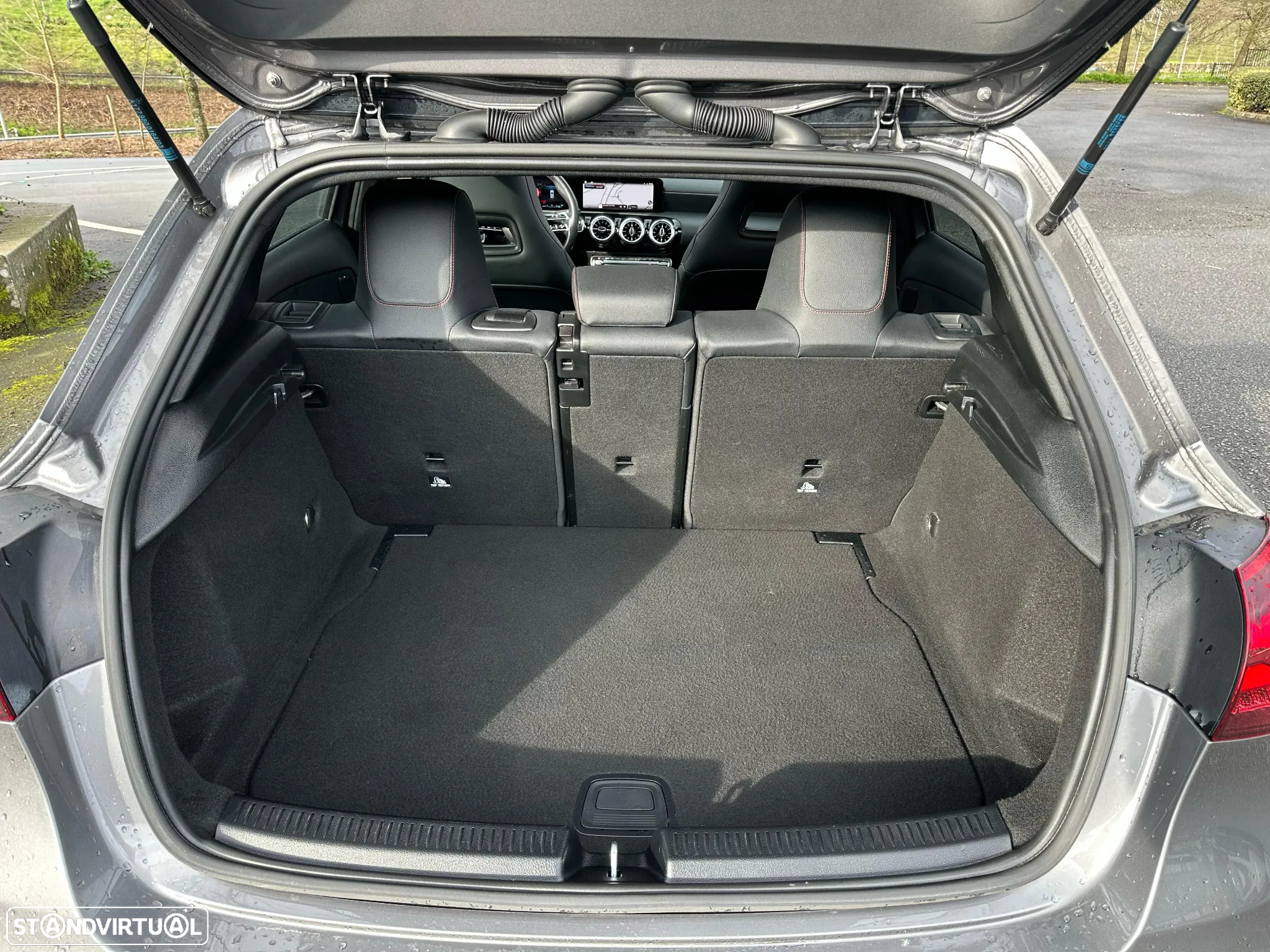 Mercedes-Benz A 180 d 8G-DCT AMG Line - 36