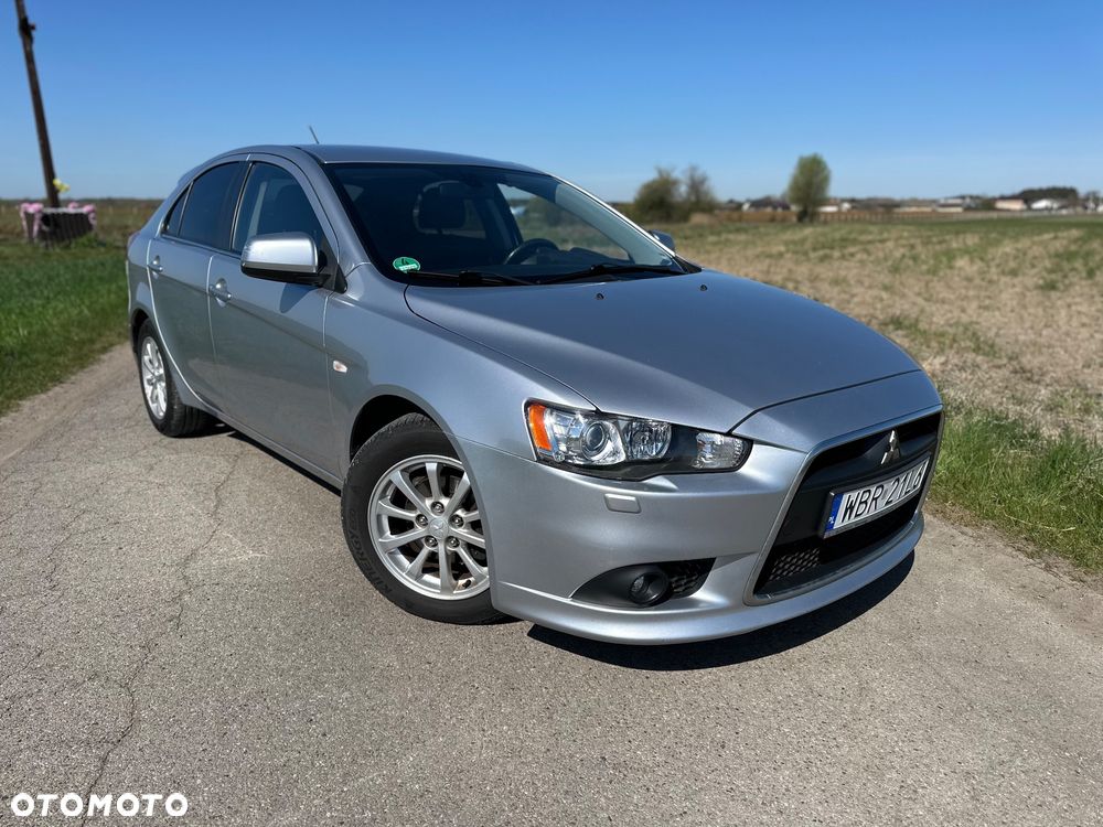 Mitsubishi Lancer - 1
