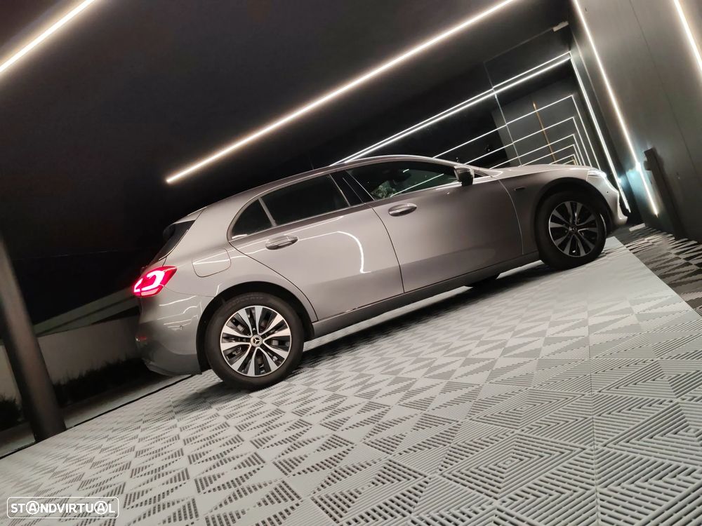 Mercedes-Benz A 250 e Style Plus - 12