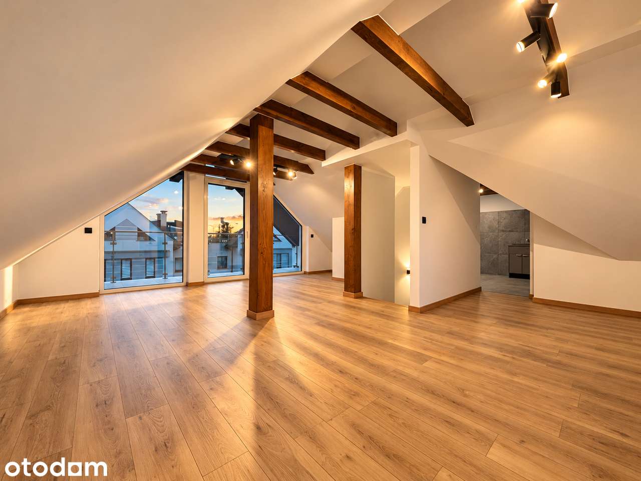 Dom 5-pok. 145 m², Dębniki, zdjęcie 2