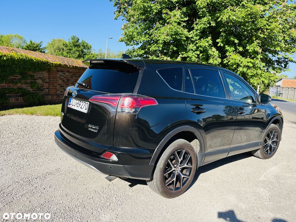 Toyota RAV4 - 5