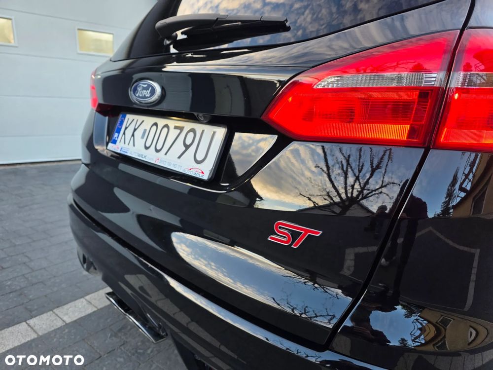 Ford Focus 2.0 EcoBoost ST-2 - 38