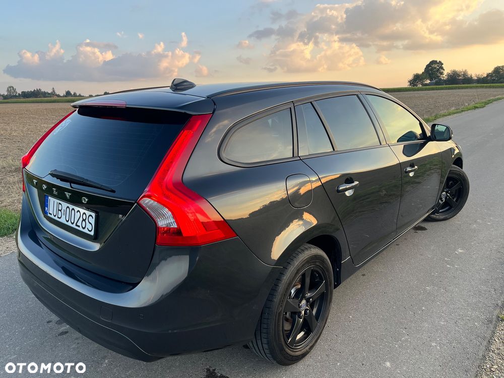 Volvo V60 D3 Drive-E Summum - 10