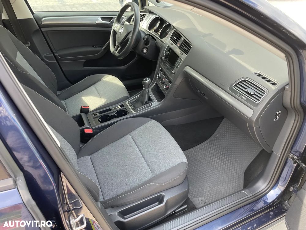Volkswagen Golf 1.6 TDI DPF BMT Trendline - 9