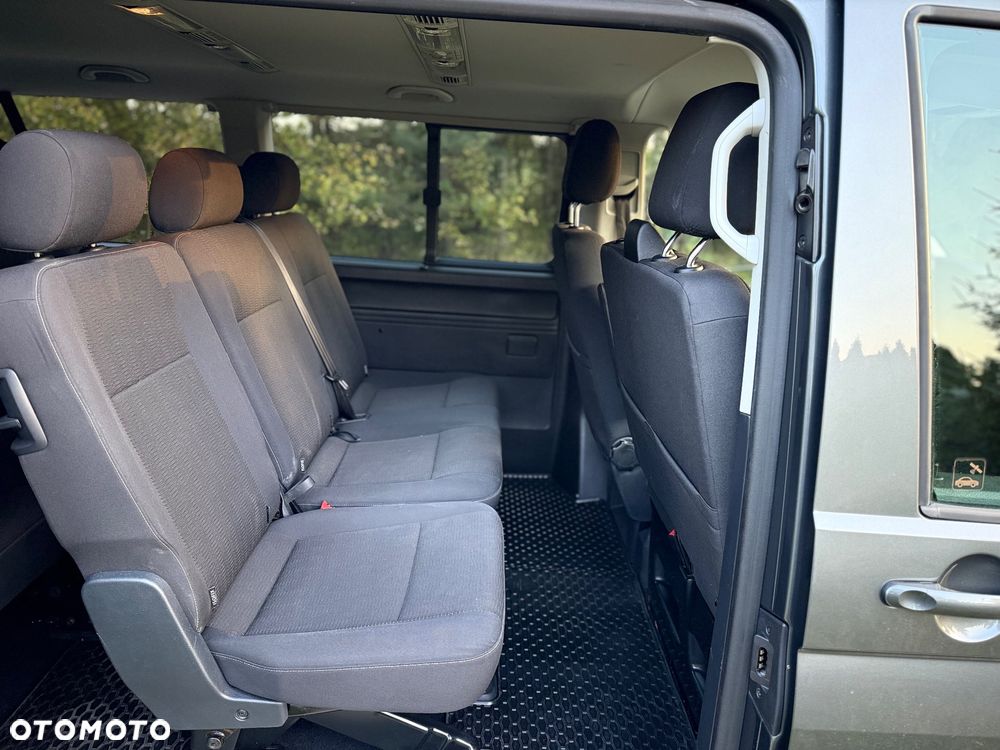Volkswagen Caravelle 2.0 TDI L2 Comfortline DSG - 6
