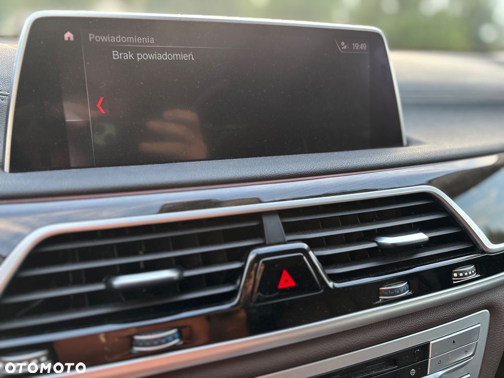 BMW Seria 7 - 22