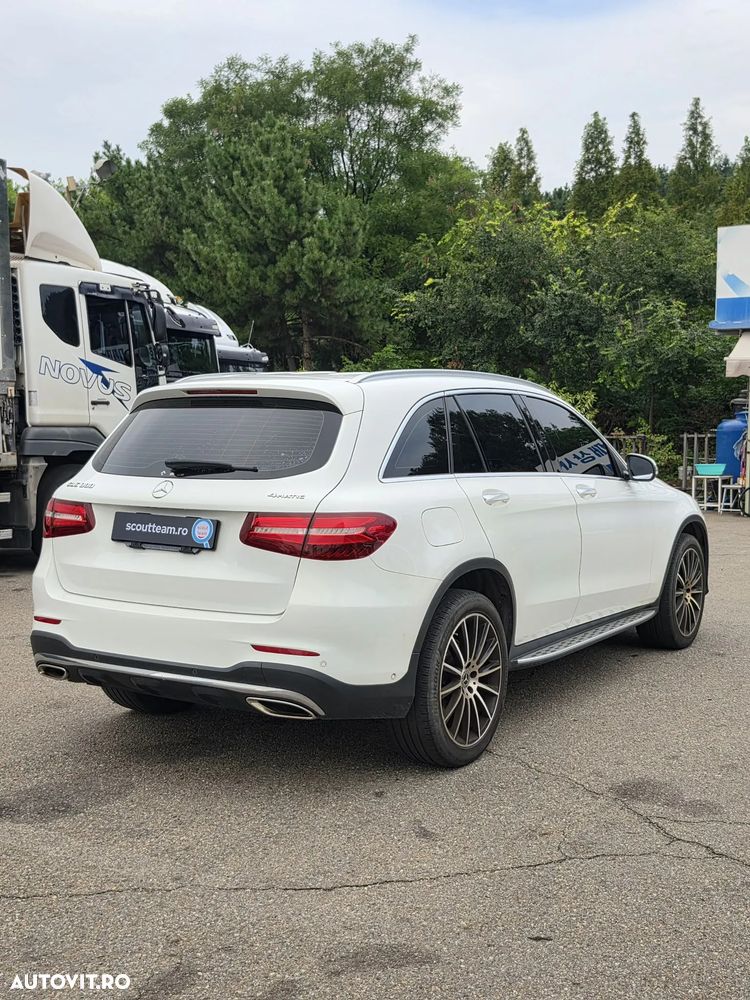 Mercedes-Benz GLC 300 4MATIC 9G-TRONIC AMG Line - 7
