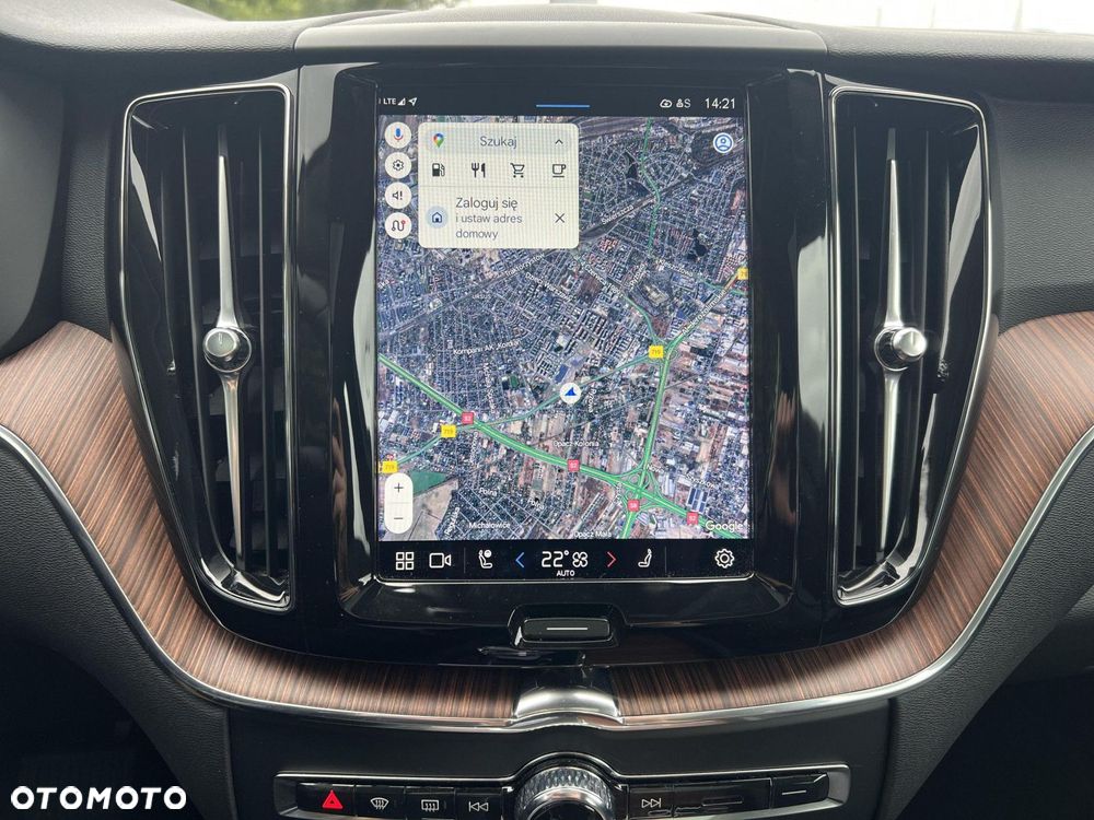 Volvo XC 60 - 22
