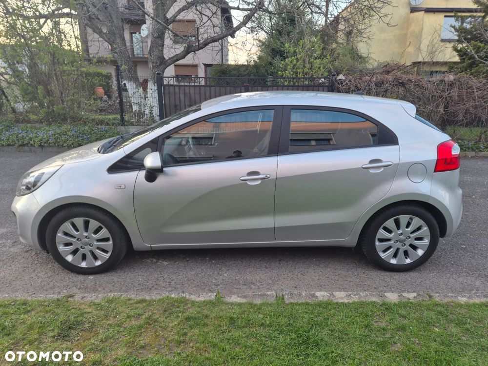 Kia Rio 1.2 Edition 7 - 8