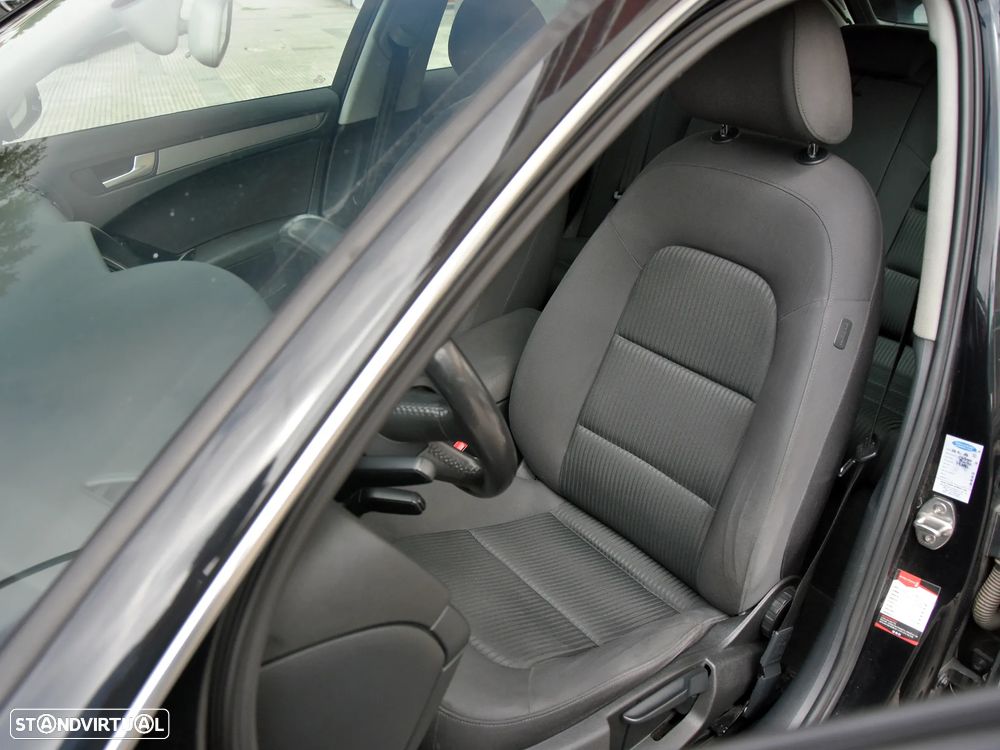 Audi A4 Avant 2.0 TDI multitronic Advance - 8
