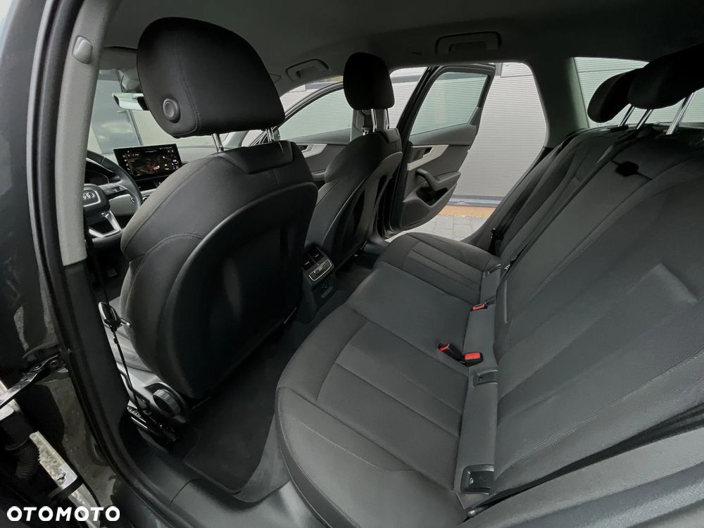 Audi A4 Avant 40 TFSI S tronic S line - 20