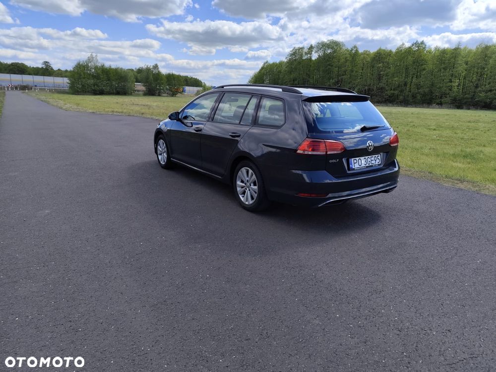 Volkswagen Golf 2.0 TDI BMT Comfortline - 23