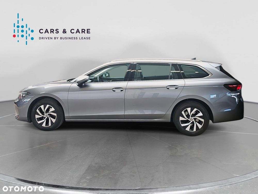 Volkswagen Passat - 31