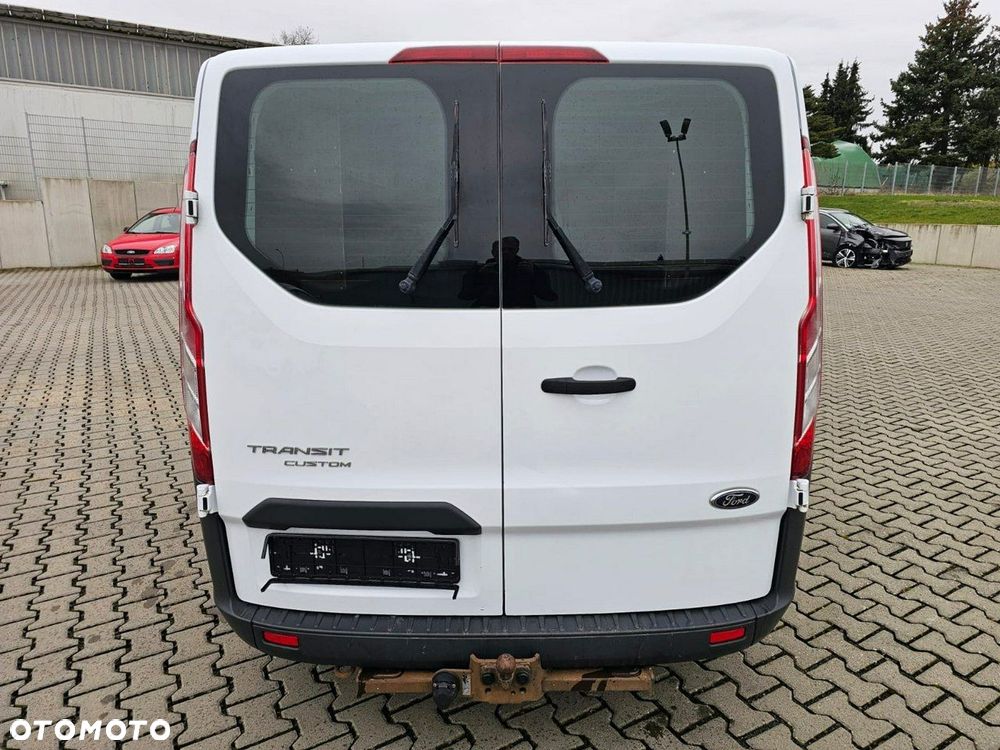 Ford Transit Custom - 9