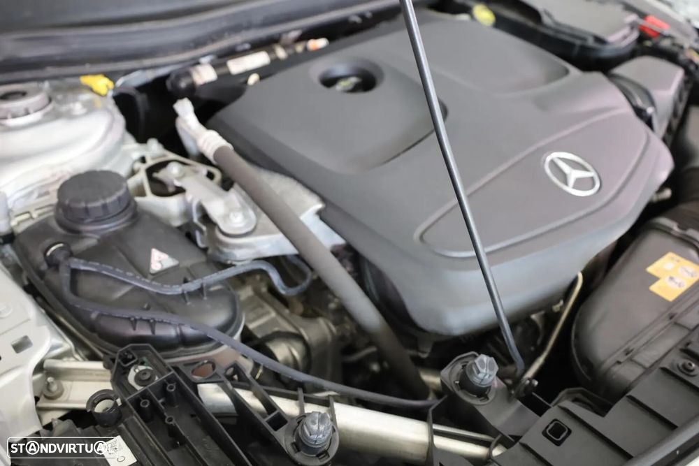 Mercedes-Benz GLA 180 Edition 1 - 19