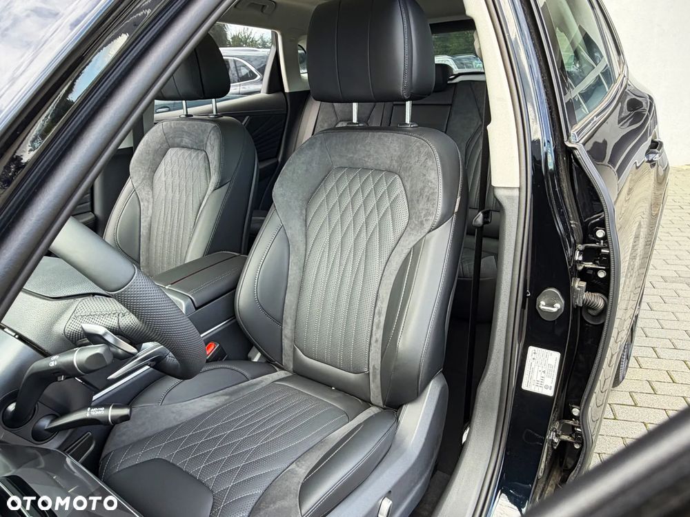 Hongqi HS5 2.0T Executive AWD - 12
