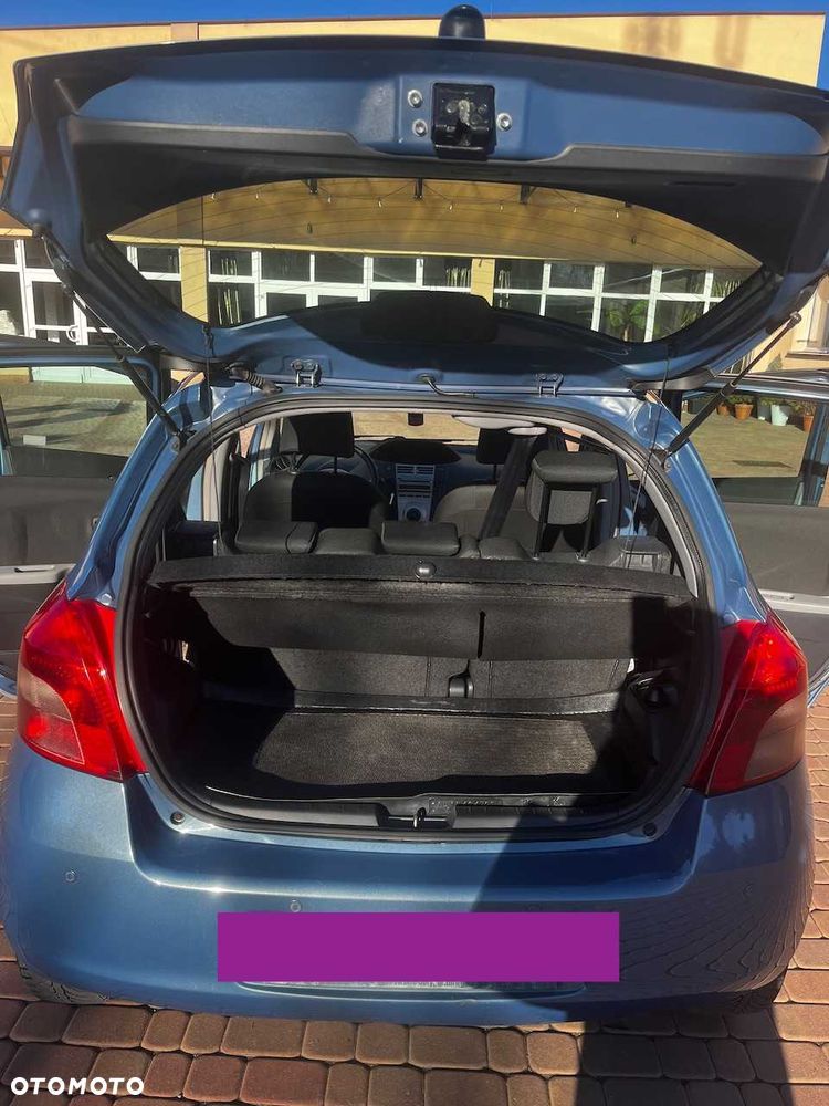 Toyota Yaris - 3