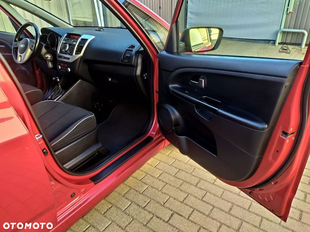 Kia Venga 1.6 CVVT Automatik Dream Team Edition - 25