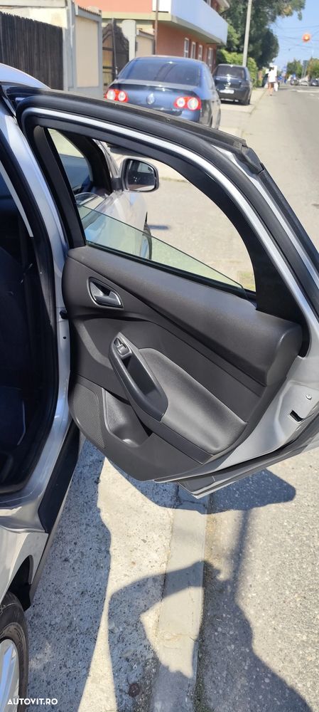 Ford Focus 1.0 EcoBoost ST-Line - 13