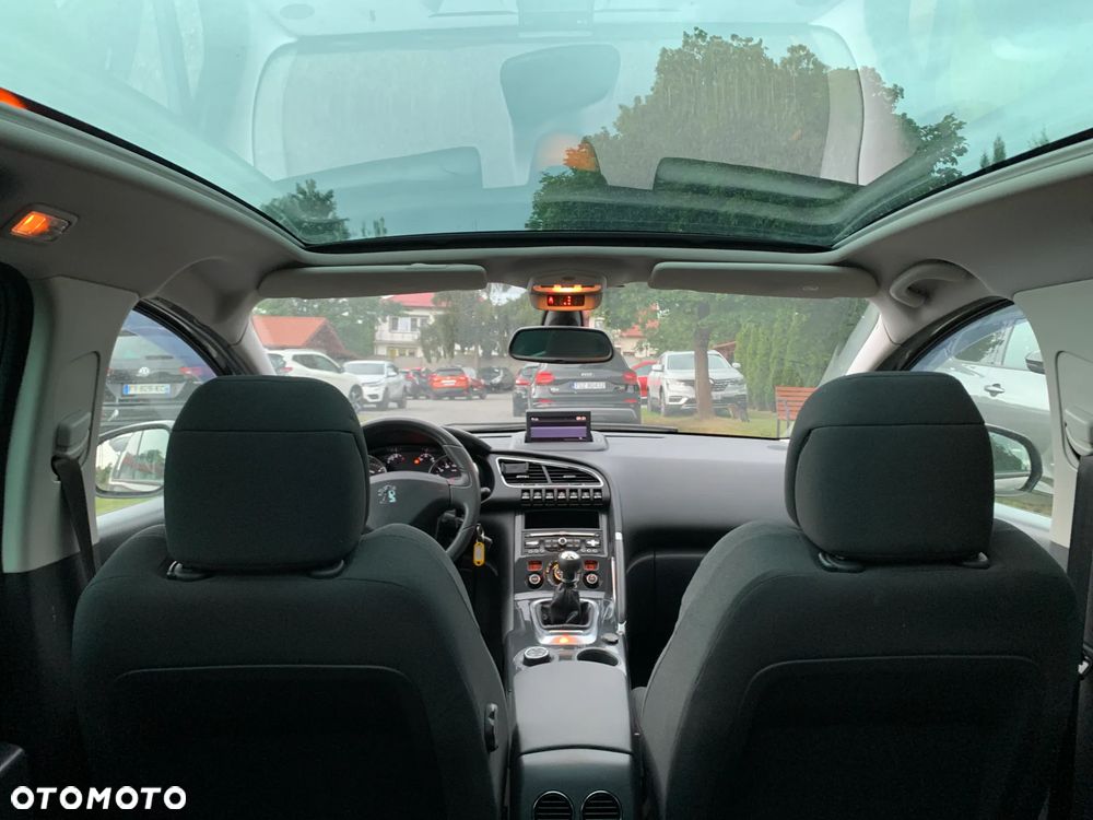 Peugeot 3008 1.6 HDi Premium - 14