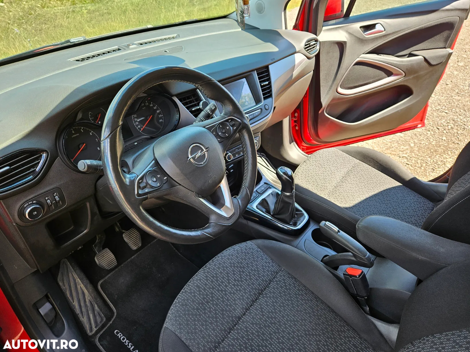 Opel Crossland X 1.2 Enjoy - 10