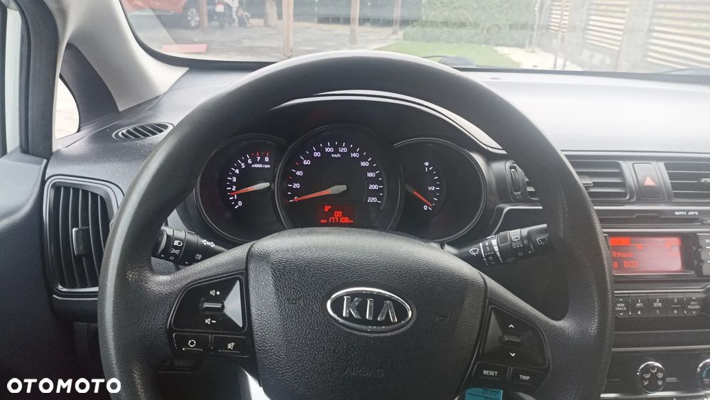 Kia Rio 1.4 Dream Team Edition - 2