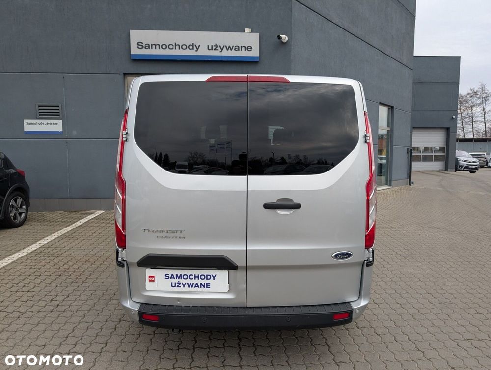 Ford Transit Custom - 11