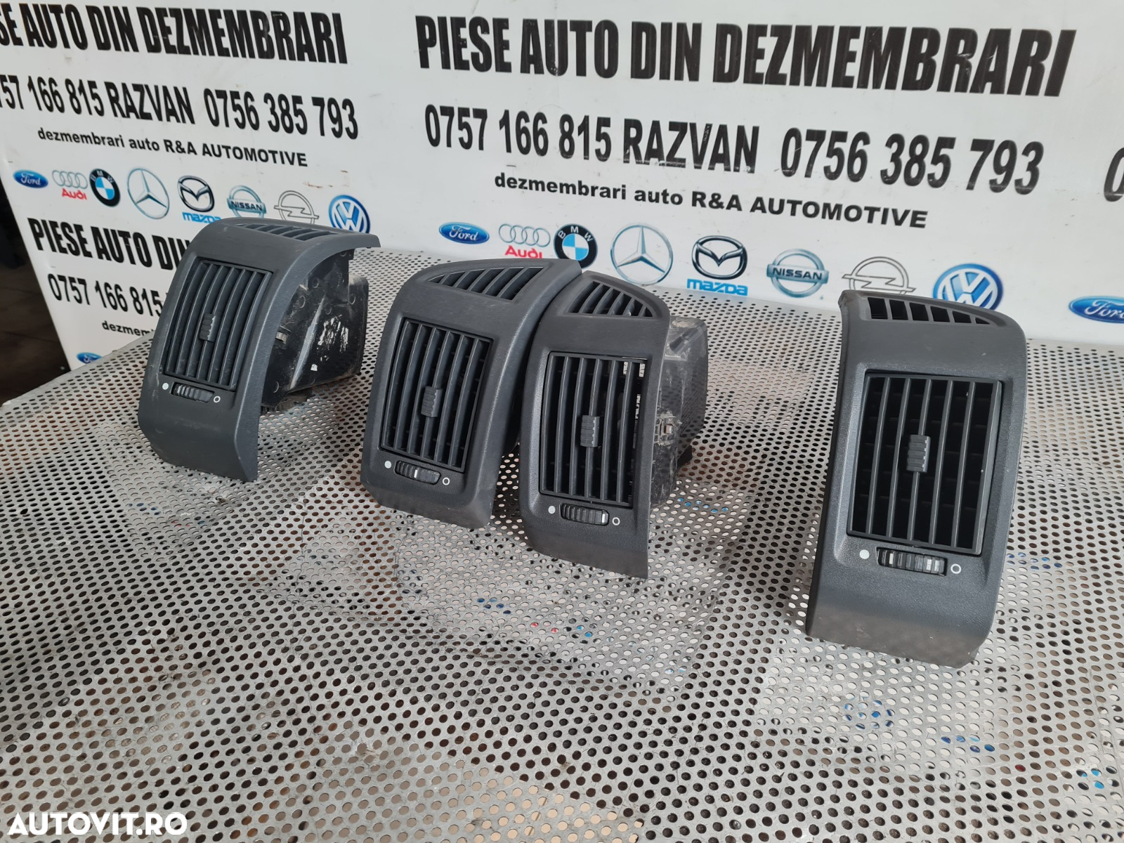 Grile Grila Ventilatie Aerisire Bord Fiat Ducato Peugeot Boxer Citroen Jumper Dupa 2006 - 3
