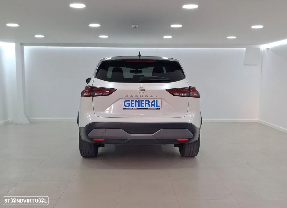 Nissan Qashqai 1.3 DIG-T N-Connecta LED Xtronic - 4