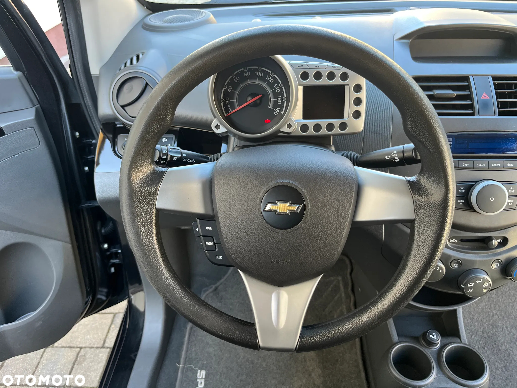 Chevrolet Spark 1.2 LS+ - 23
