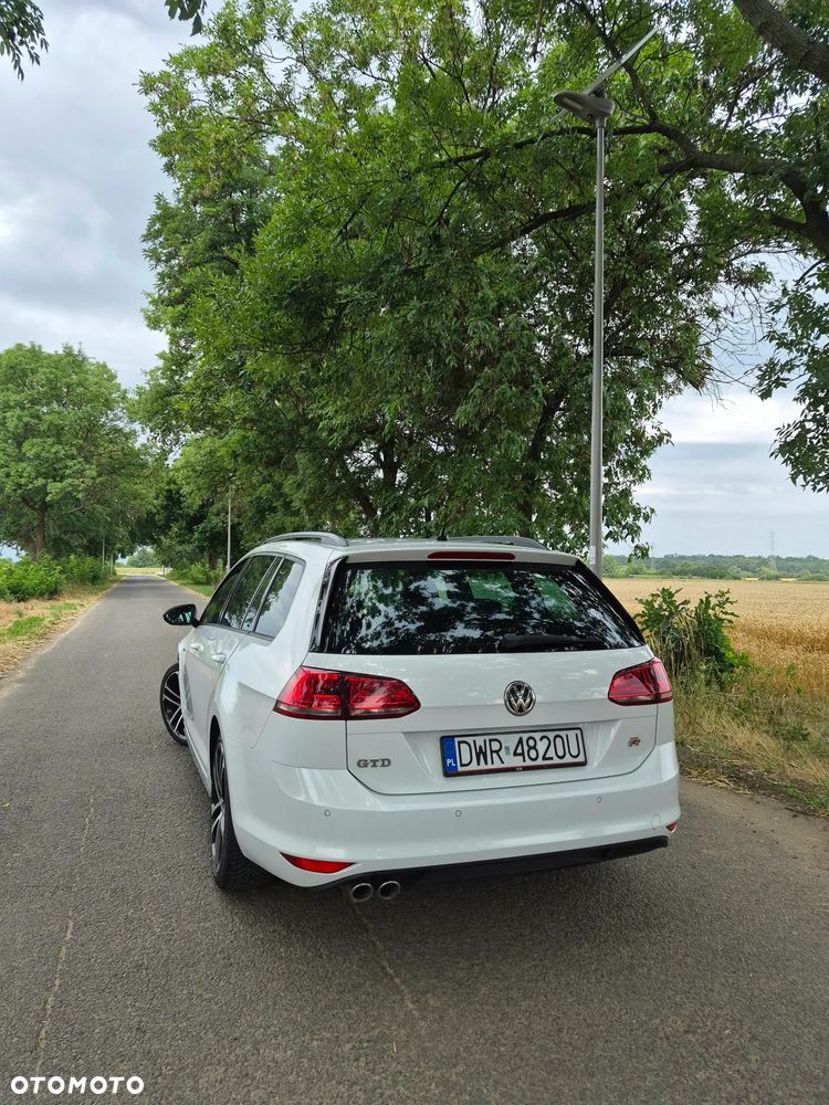 Volkswagen Golf 2.0 TDI BMT GTD DSG - 4