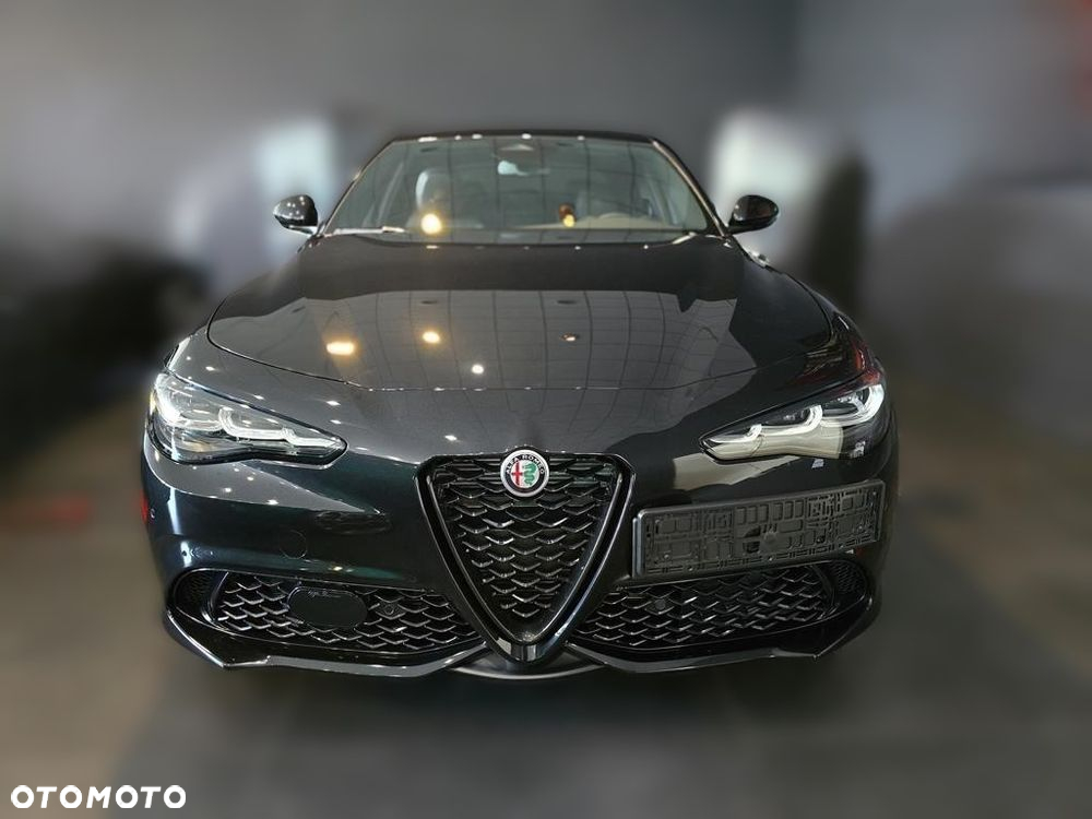 Alfa Romeo Giulia 2.0 Turbo Intensa Q4 - 2