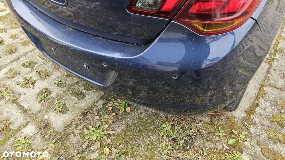 Zderzak tył tylny z22a czujniki parkowania pdc opel astra j IV 4 HB - 2