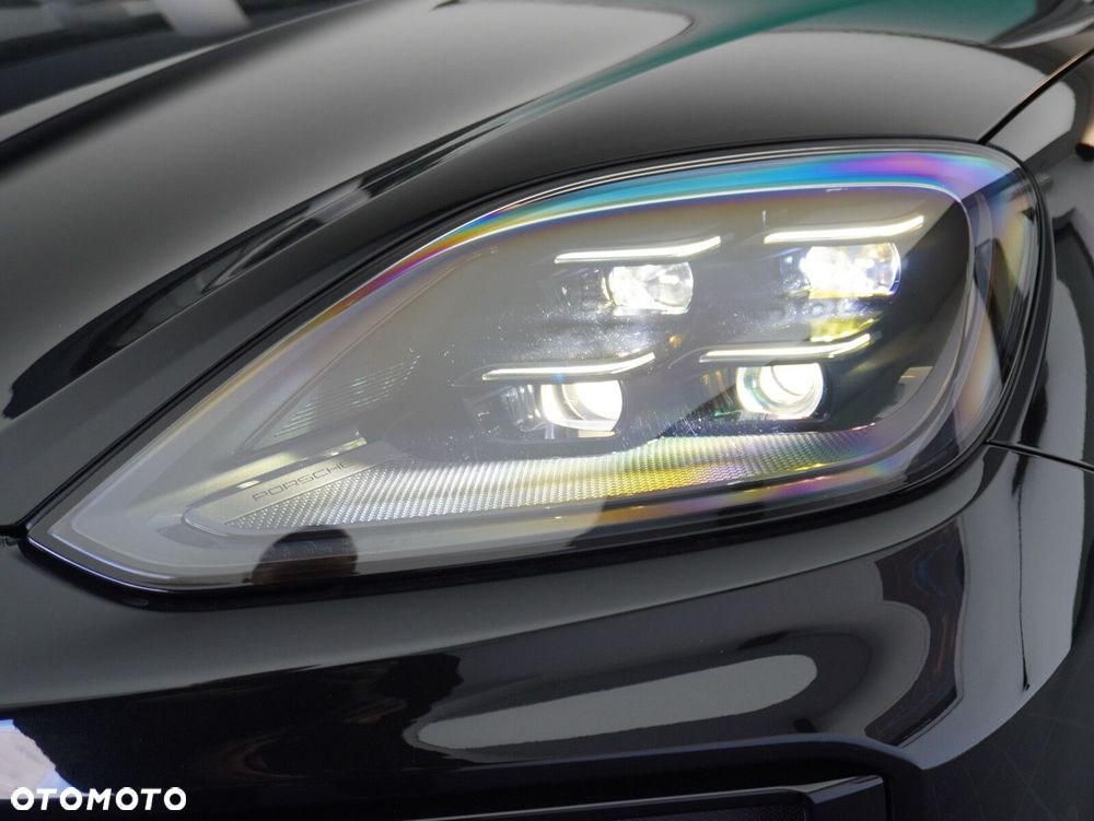 Porsche Cayenne S E-Hybrid PHEV Black Edition - 11